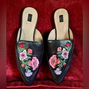 G.I.L.I HILDEY Floral Embroidery 10M